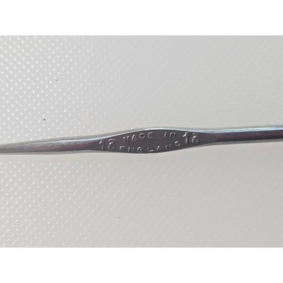 Vintage 5" Steel crochet/tatting hooks for lace and small work bone sewing awl - Picture 7 of 10